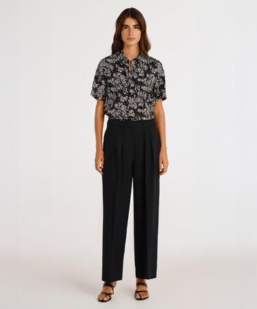  YARGICI Rahat Kalıp Önü Kancalı Pantolon