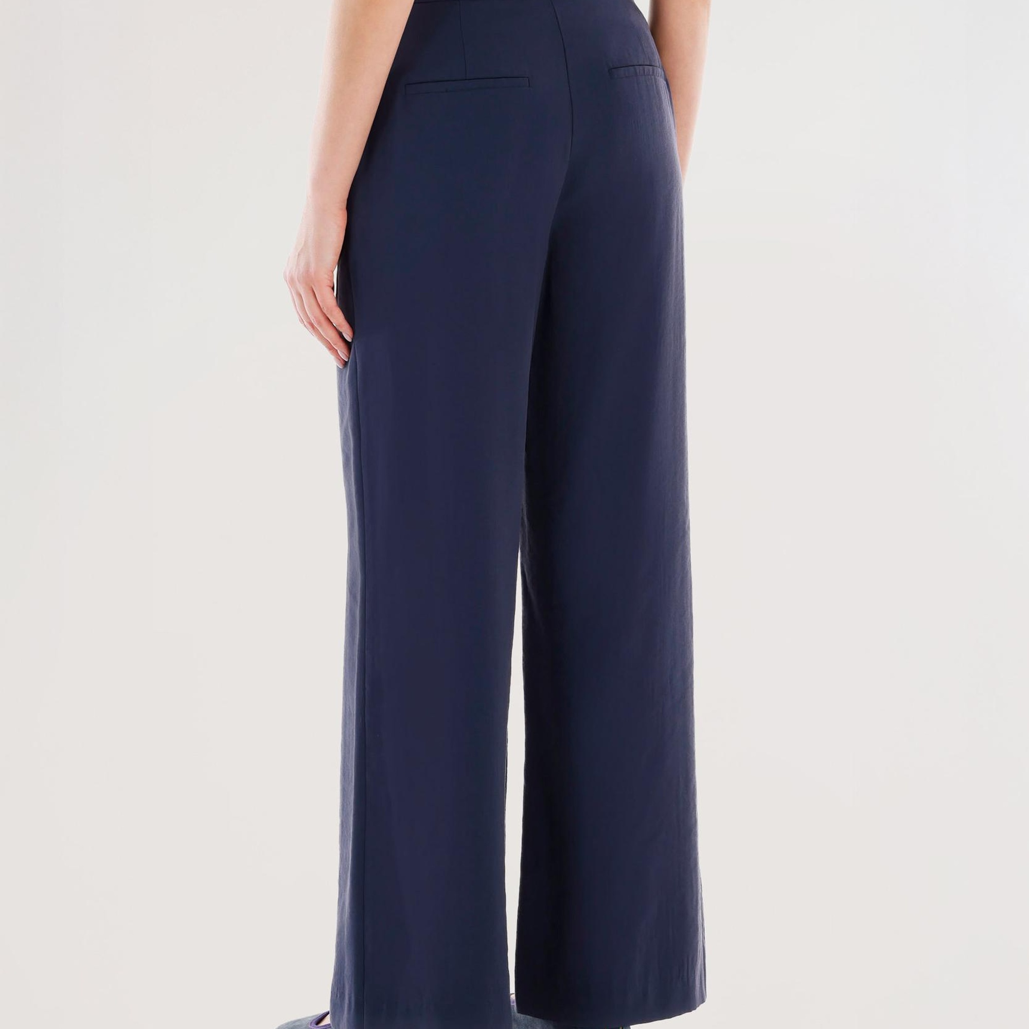 YARGICI Kruvaze Kapamalı Düz Kesim Pantolon