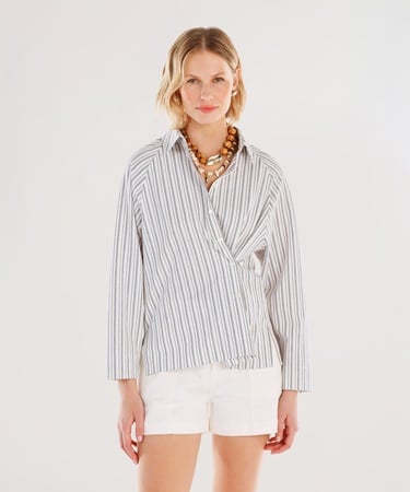  YARGICI Yanları Yırtmaçlı Gömlek