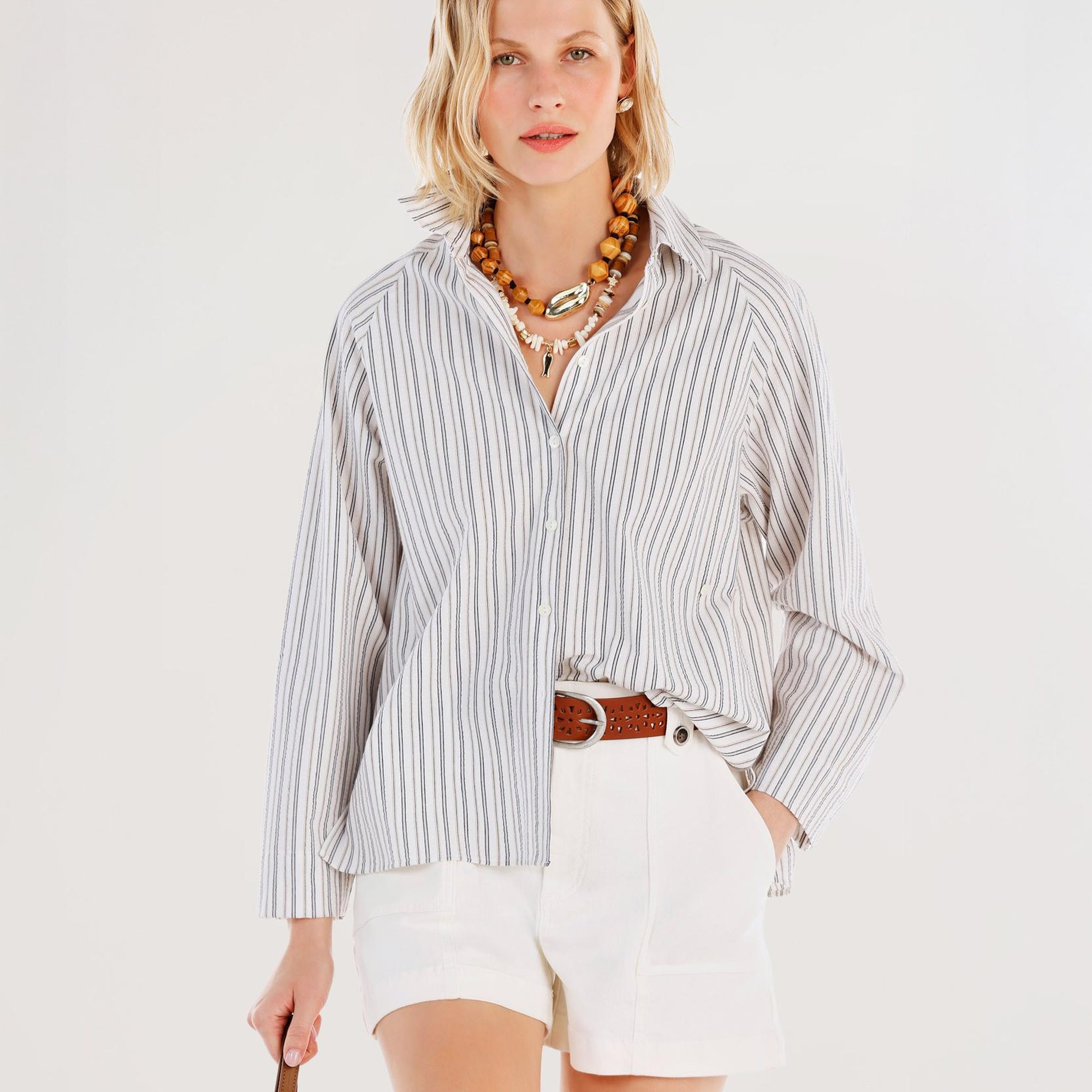 YARGICI Yanları Yırtmaçlı Gömlek