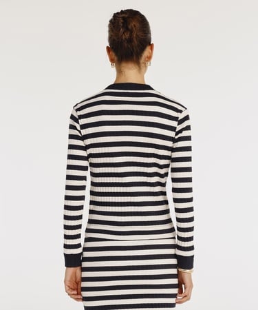  YARGICI Düğme Detaylı Bisiklet Yaka Hırka