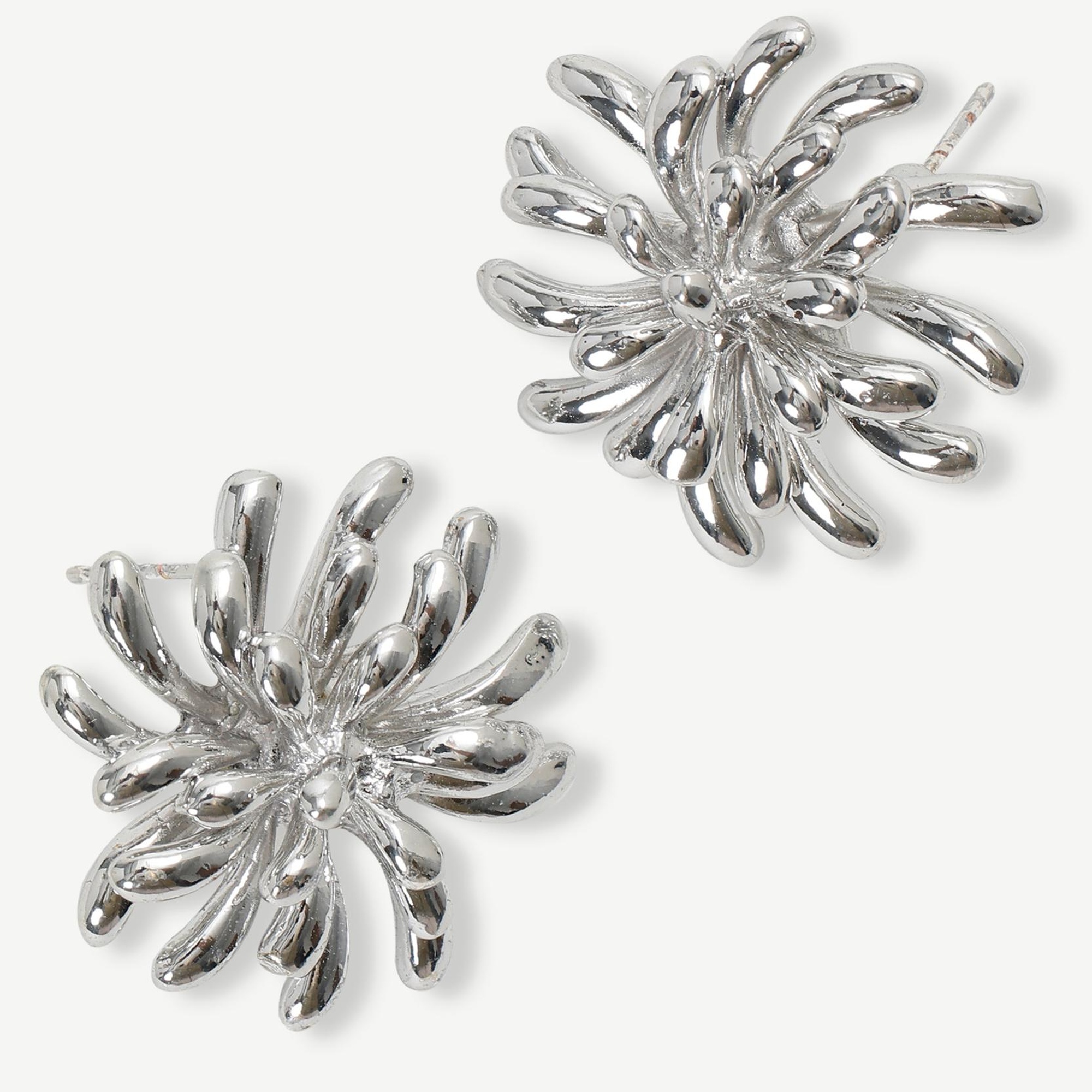 YARGICI Soyut Formlu Gümüş Küpe