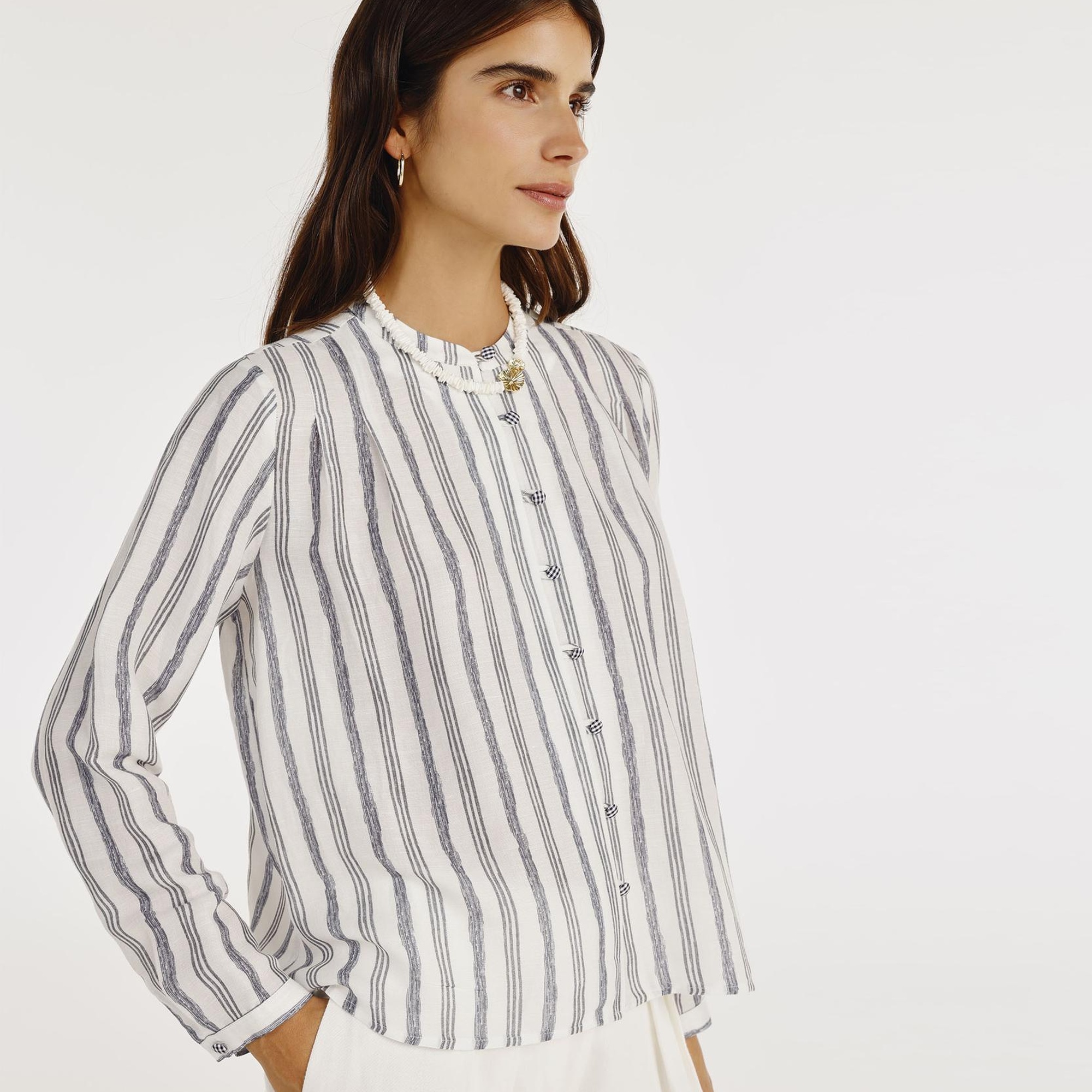 YARGICI Düğme Detaylı Gömlek