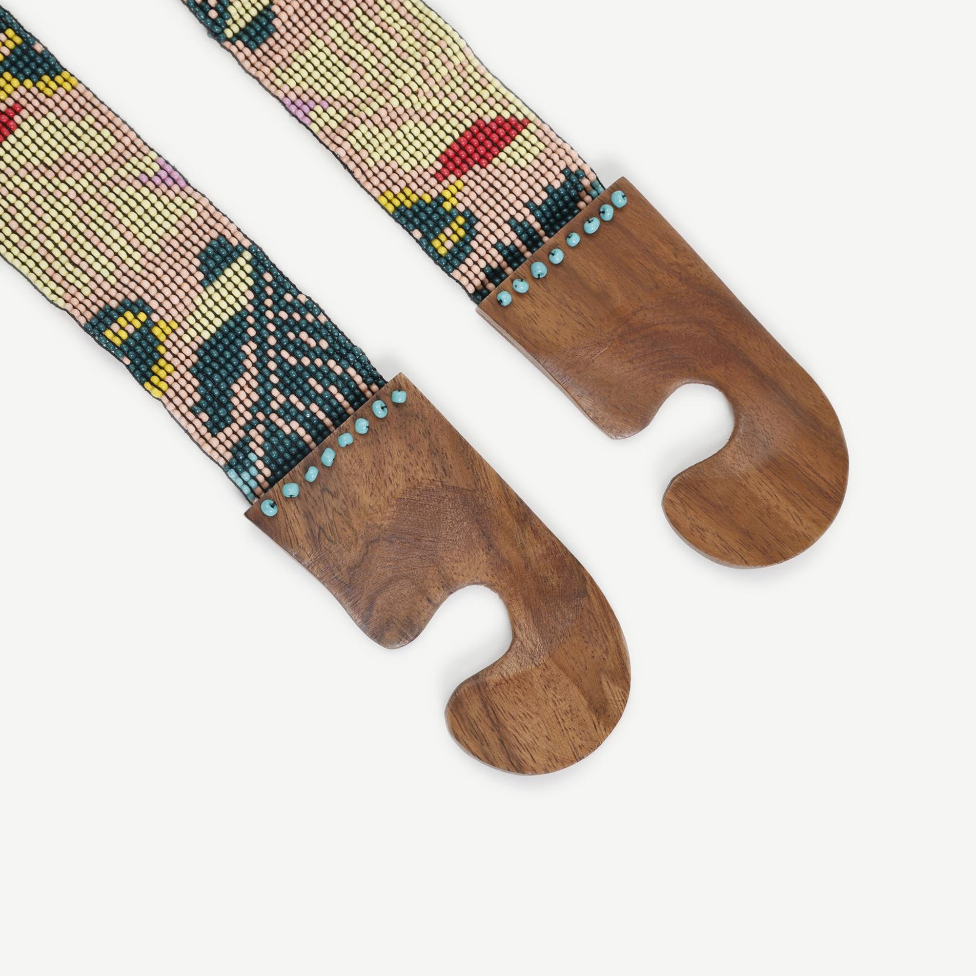 YARGICI Yaprak Desenli Elastik Boncuk Kemer