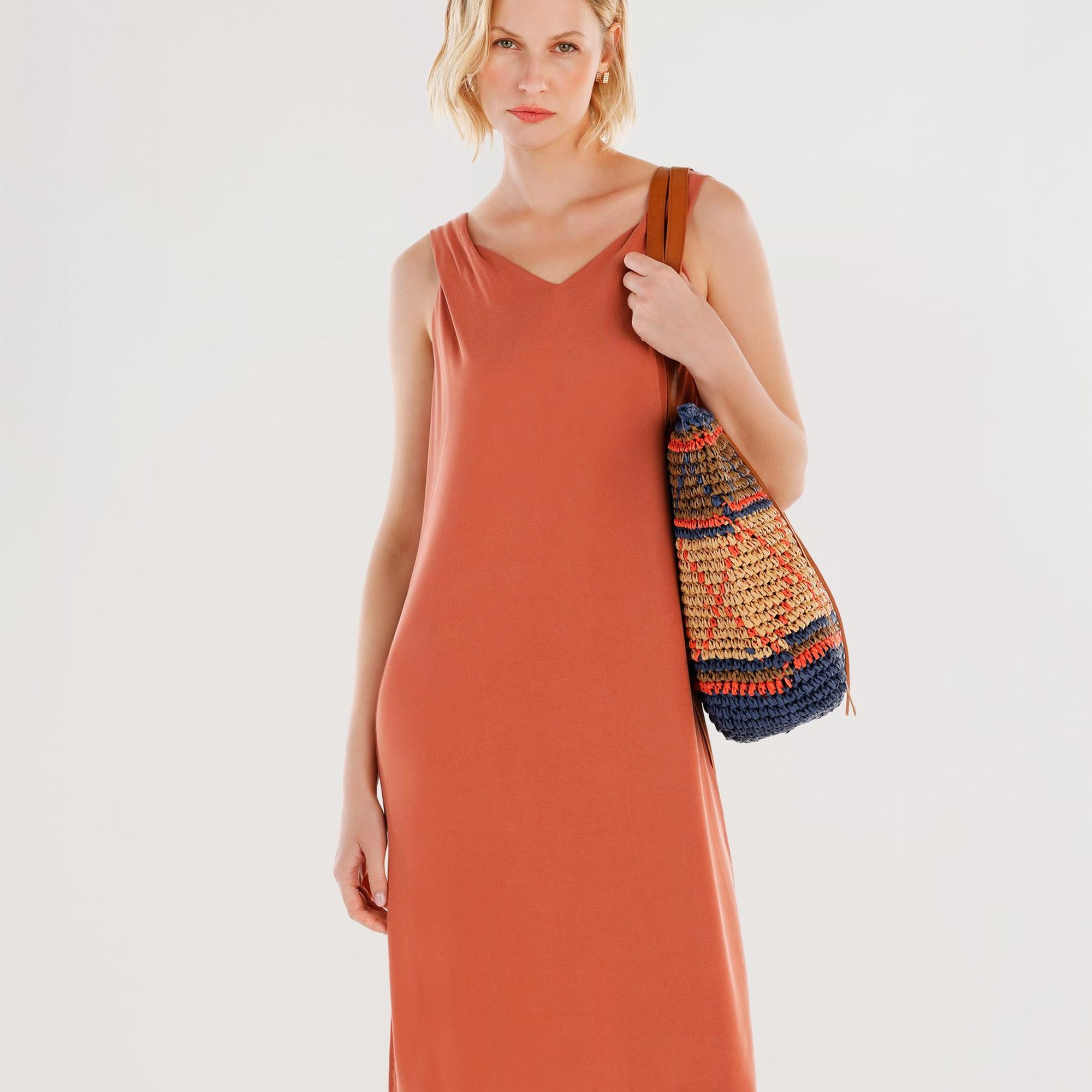 YARGICI V Yaka Kolsuz Midi Boy Elbise