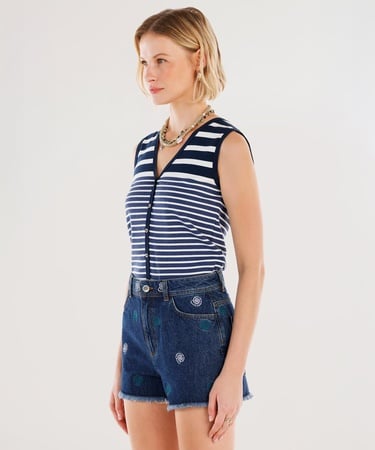  YARGICI Nakış Detaylı Denim Şort