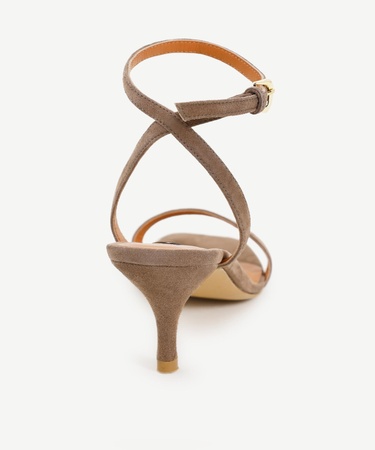  YARGICI Tek Bantlı Deri Topuklu Ayakkabı