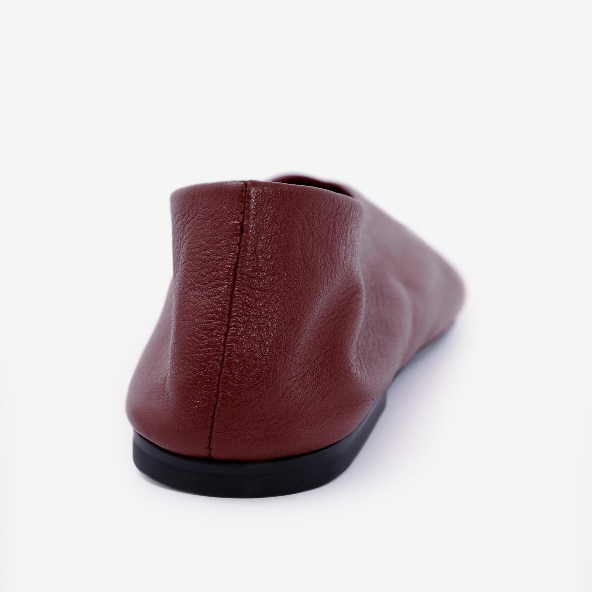 YARGICI Yüksek Yüzlü Düz Babet