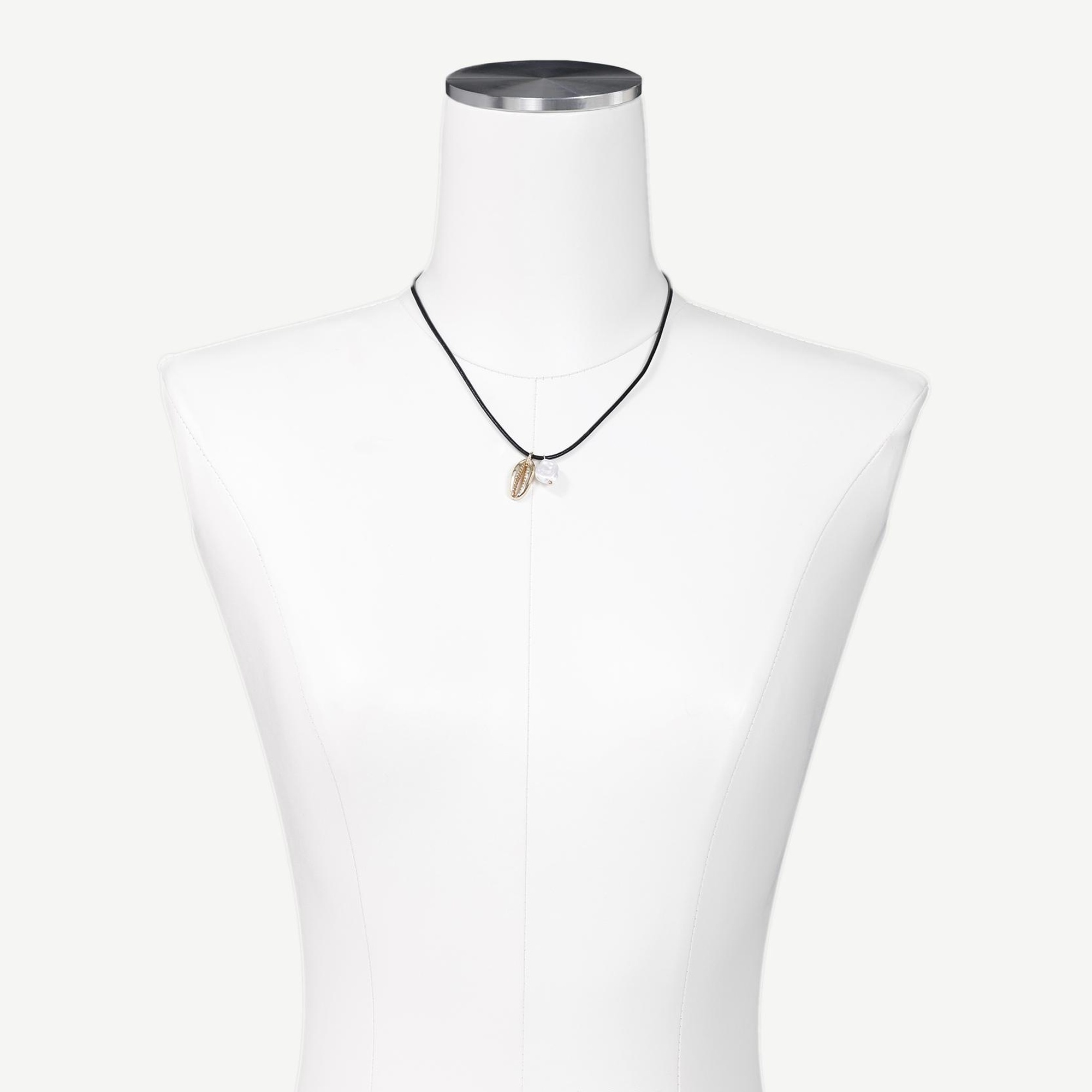 YARGICI Uç Ve Kapama Detaylı Kolye