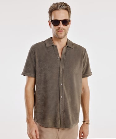  YARGICI Kısa Kol Düğmeli Gömlek