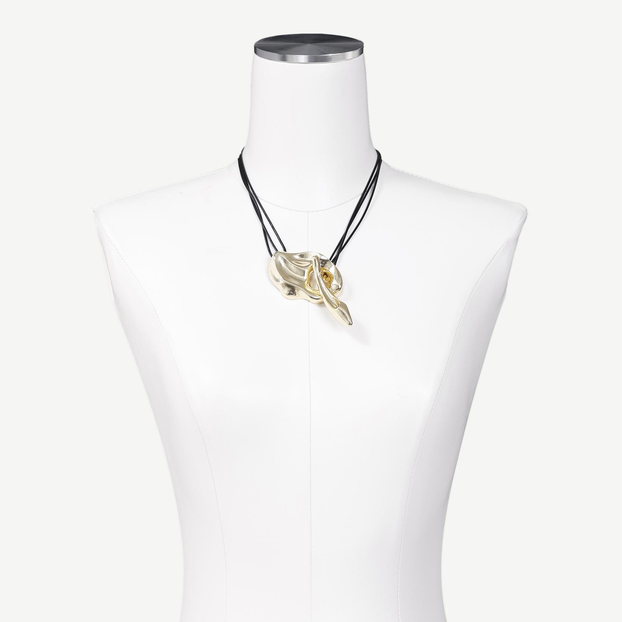 YARGICI Metal Aksesuarlın İp Kolye