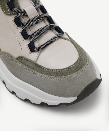  YARGICI Kalın Tabanlı Deri Spor Ayakkabı