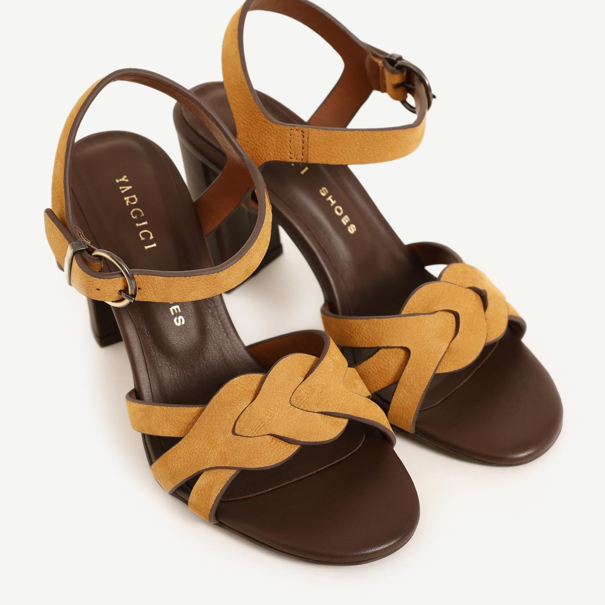 YARGICI Örgü Detaylı Deri Topuklu Ayakkabı