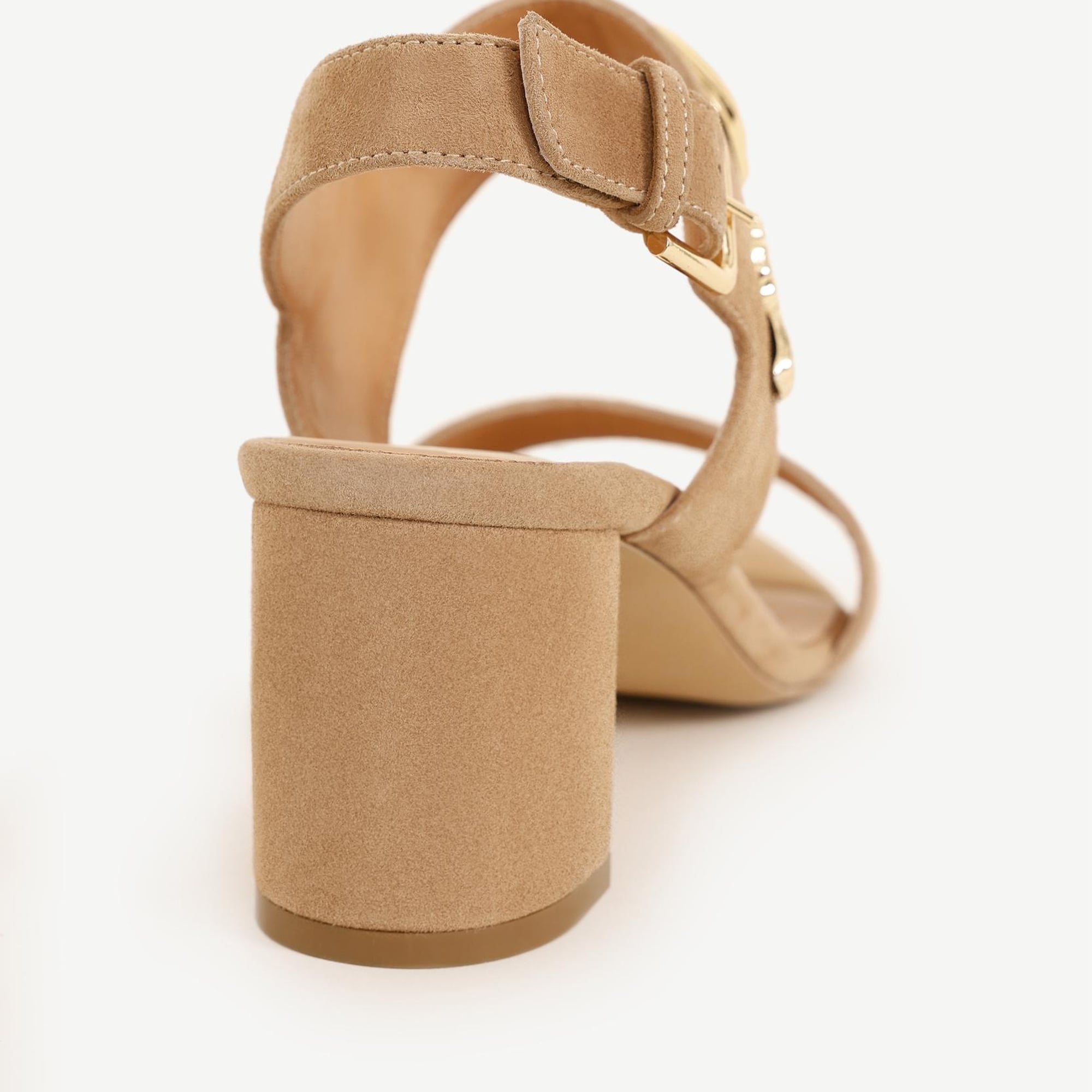 YARGICI Çift Bantlı Aksesuar Detaylı Deri Topuklu Ayakkabı