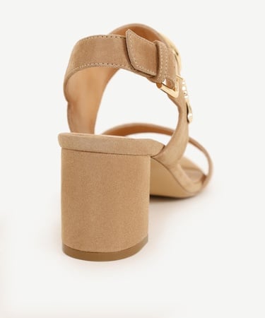  YARGICI Çift Bantlı Aksesuar Detaylı Deri Topuklu Ayakkabı