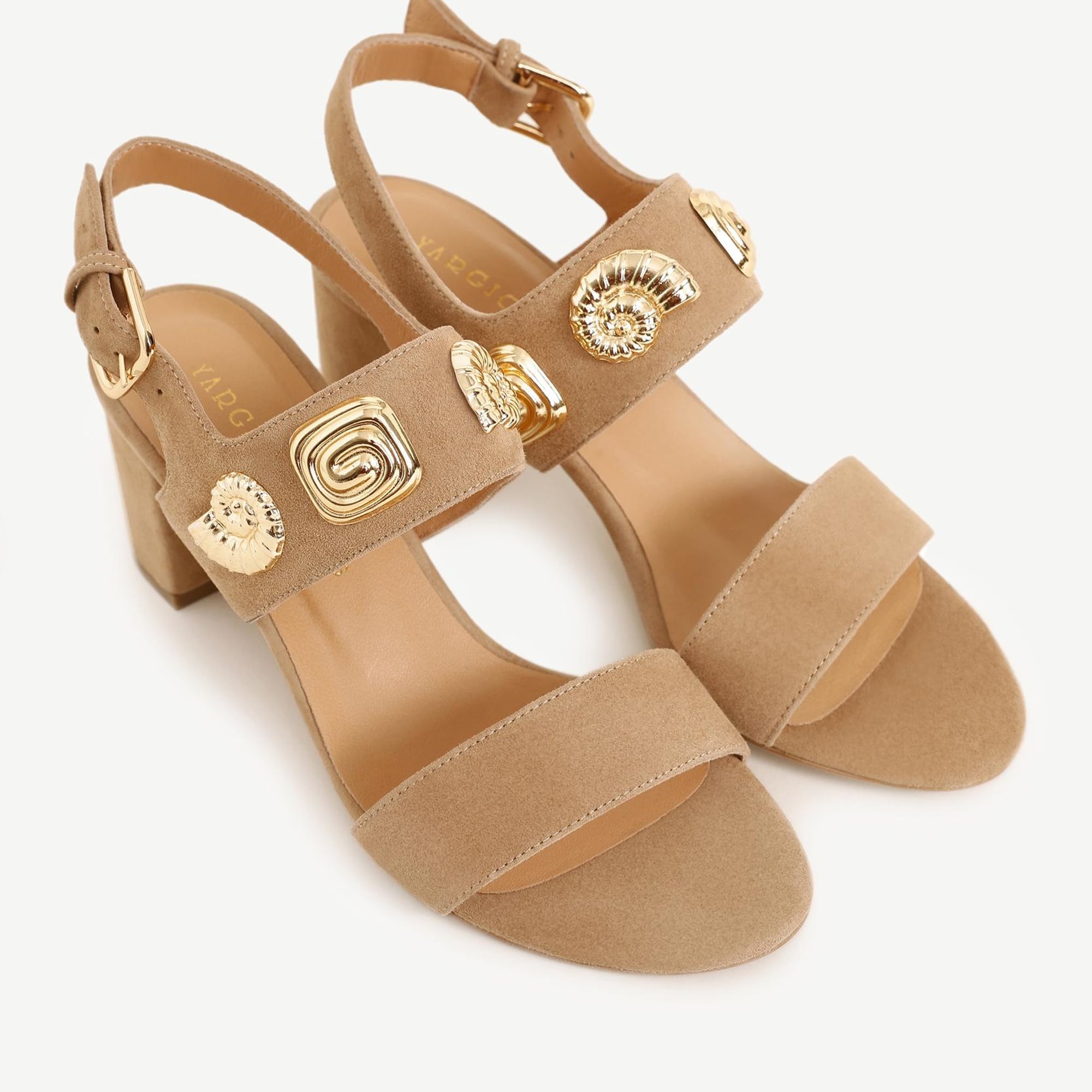 YARGICI Çift Bantlı Aksesuar Detaylı Deri Topuklu Ayakkabı