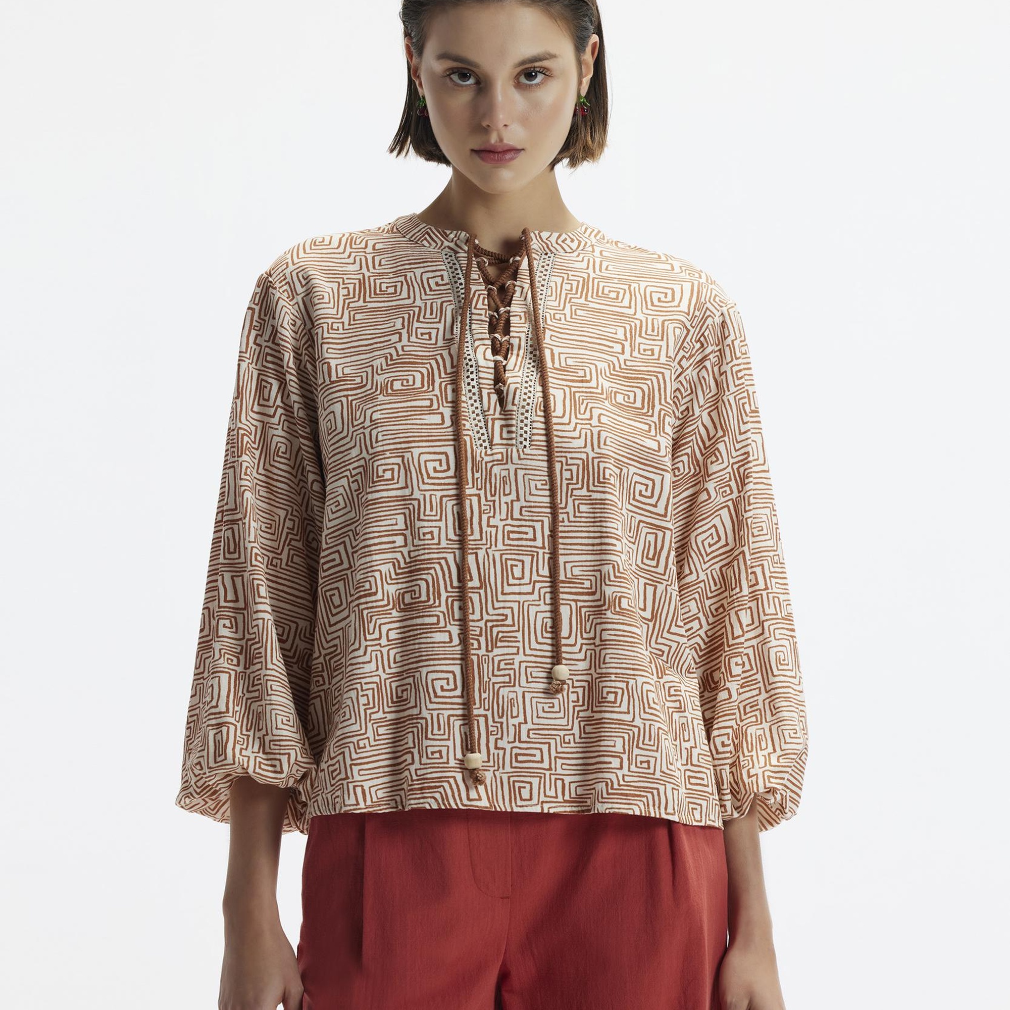 YARGICI Önü Çapraz Bağlama Detaylı Bluz