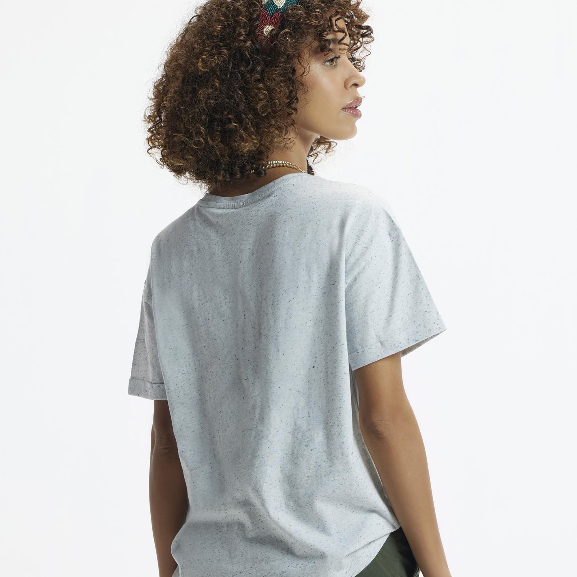 YARGICI Kolu Katlamalı Kısa Kollu T-Shirt