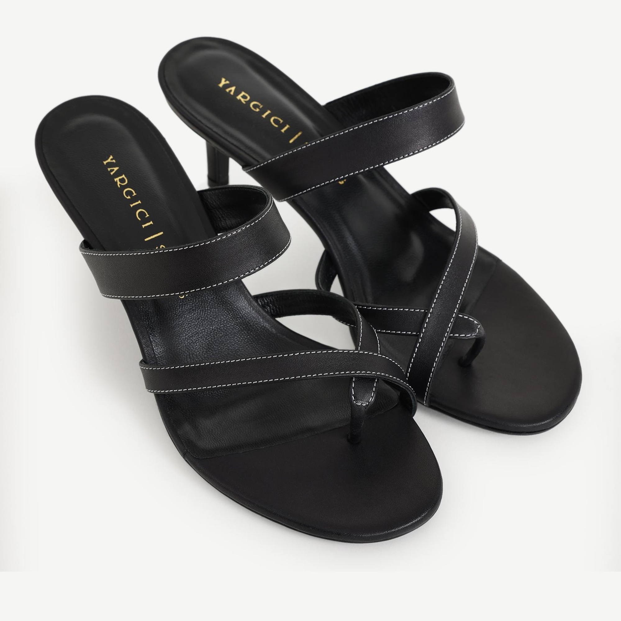 YARGICI Parmak Arası Deri Topuklu Terlik