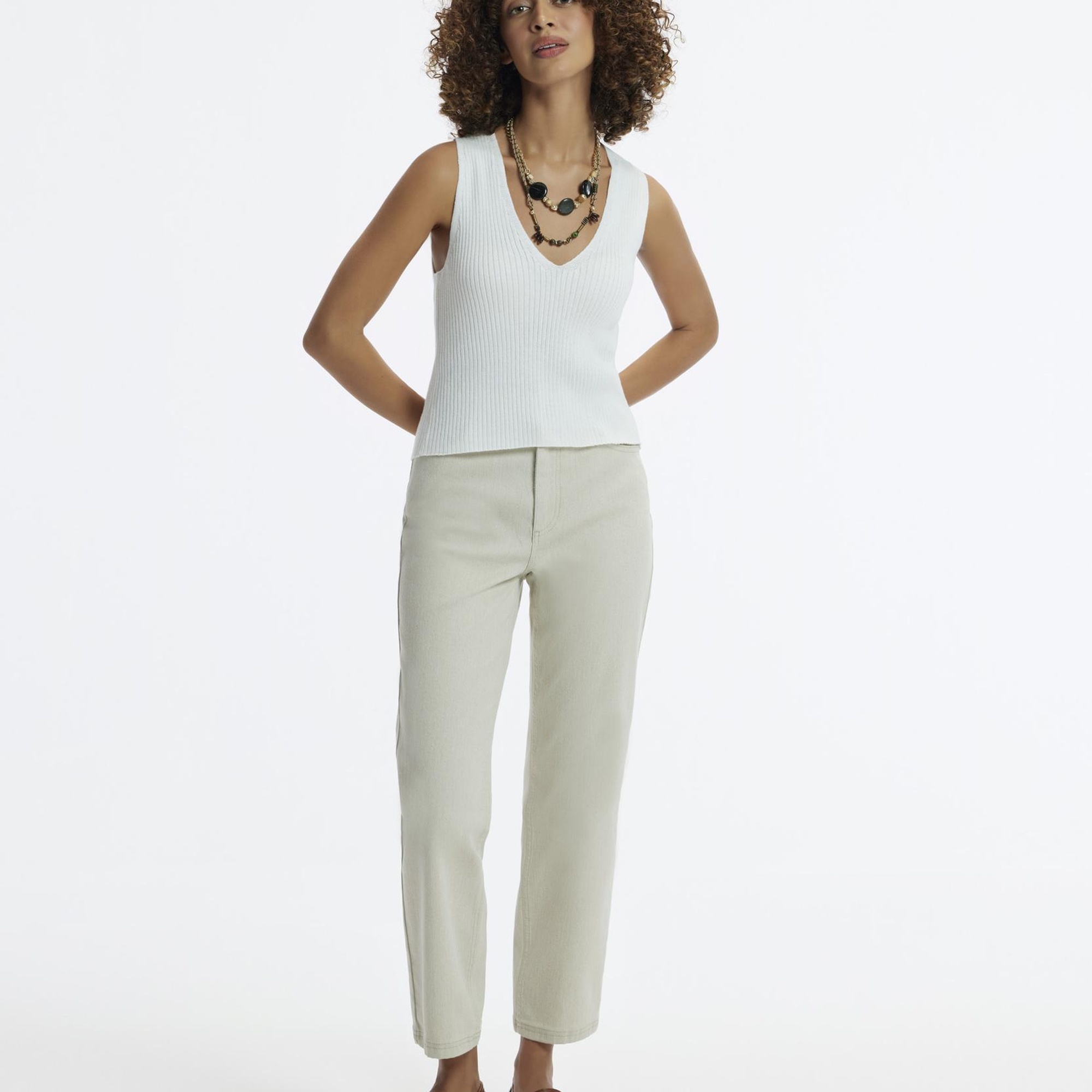 YARGICI Kolsuz V Yakalı Triko