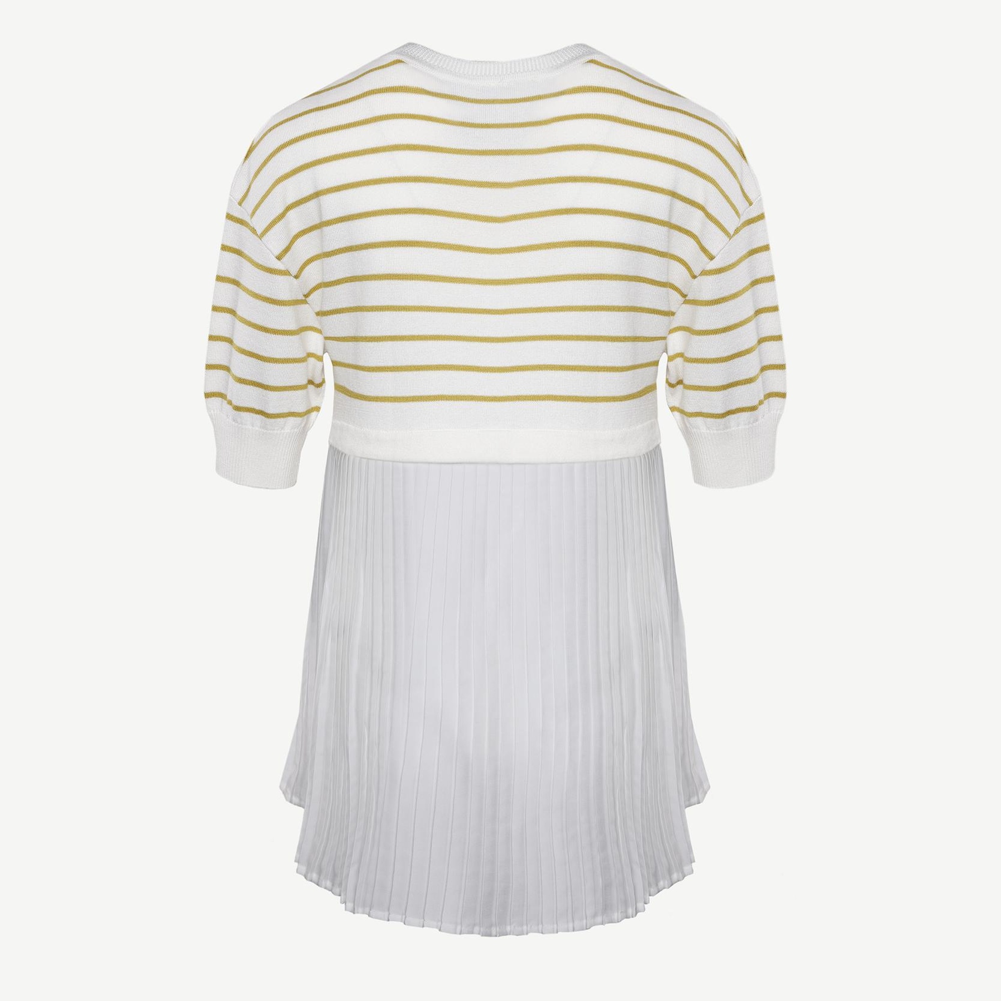 Plise Panelli Kısa Kol Triko