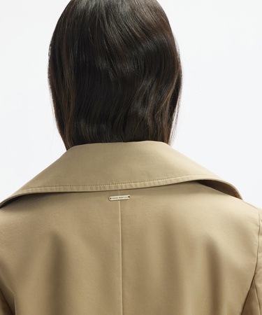 YARGICI Kelebek Yaka Rüzgarlıklı Kısa Pardösü
