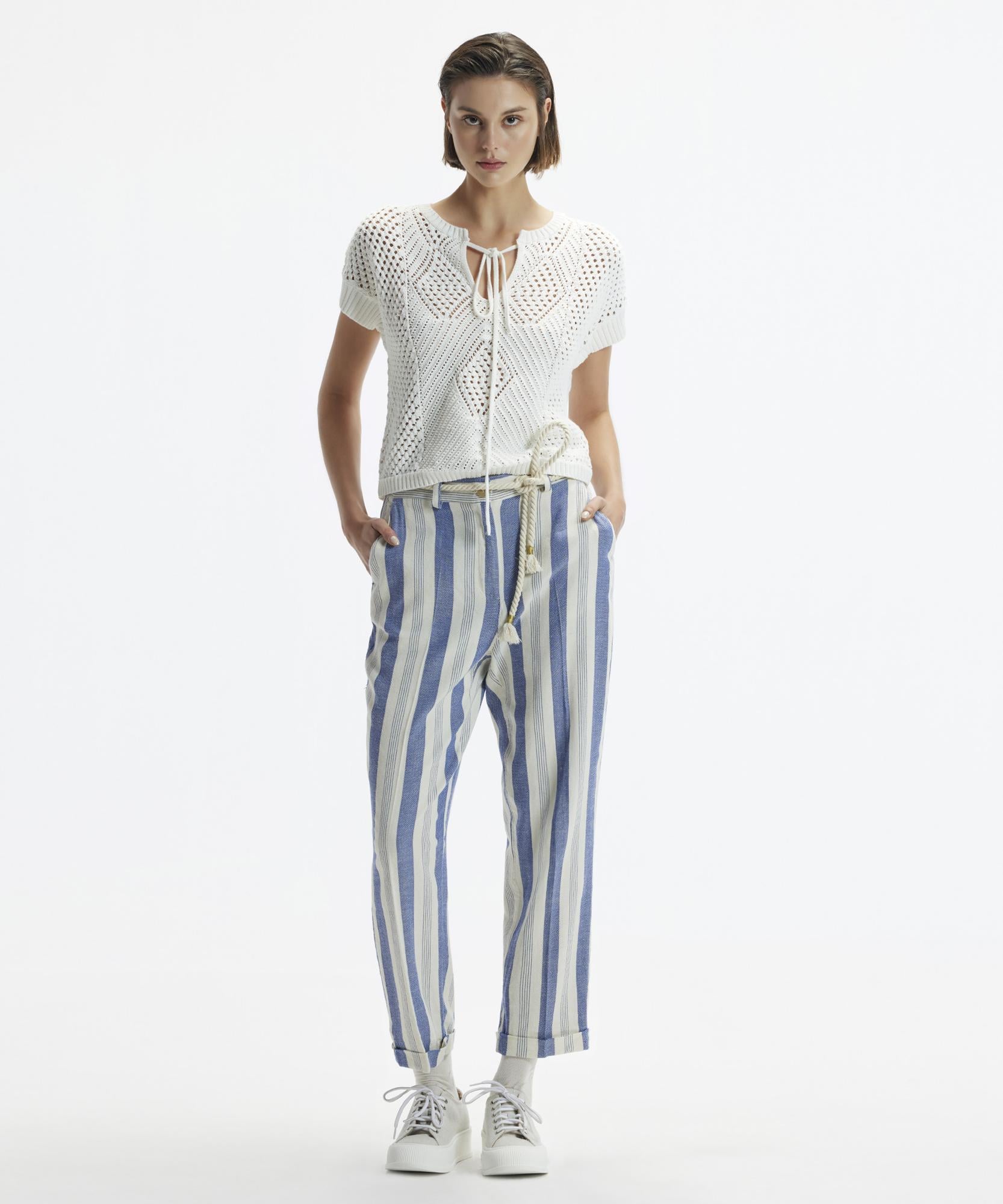  YARGICI Düz Kesim Duble Paça Kemerli Pantolon