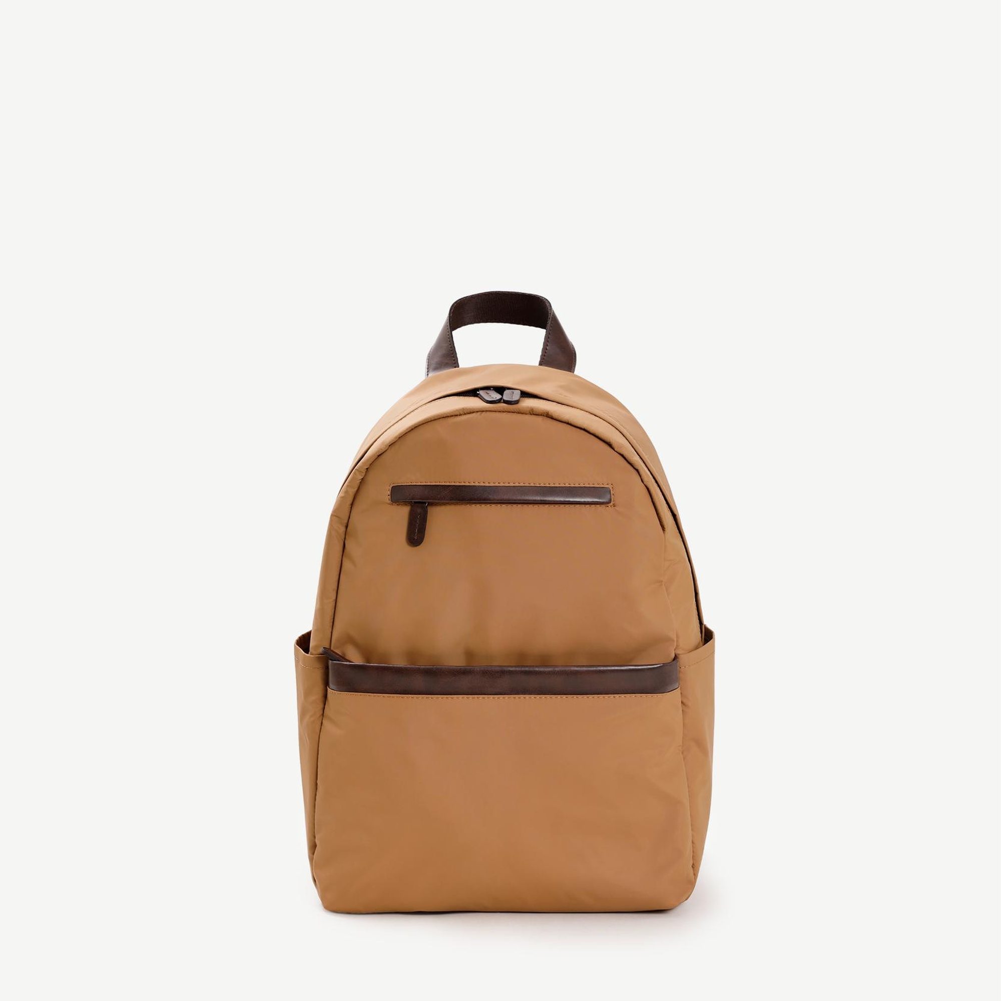 YARGICI Su Geçirmez Kumaş Detaylı Sırt Çantası