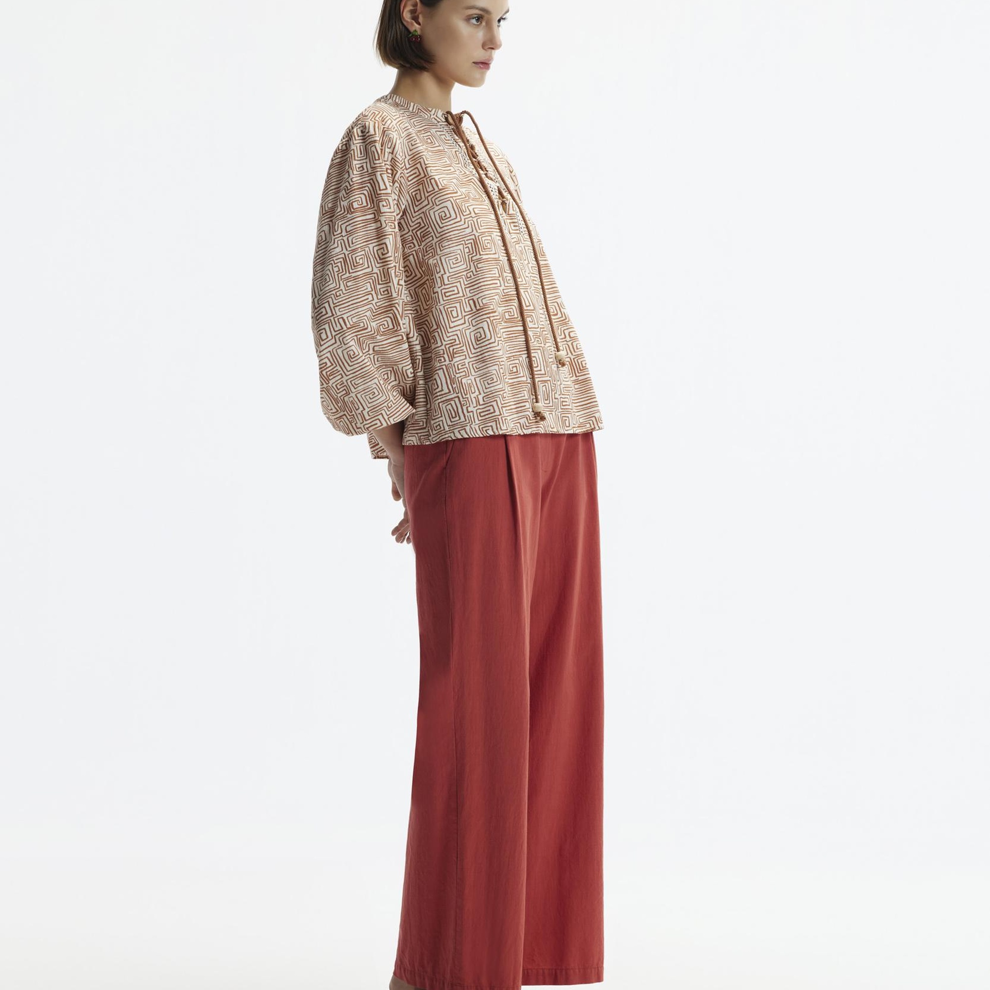 YARGICI Düz Kalıp Cepli Yandan Fermuarlı Pantolon