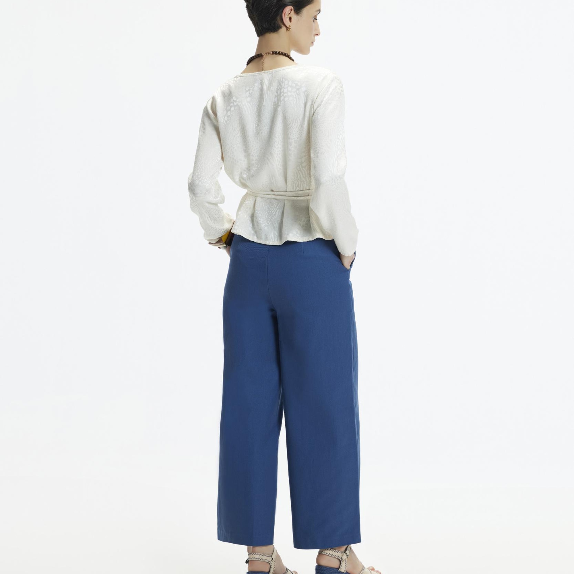 YARGICI Kruvaze Bağlamalı V Yaka Bluz