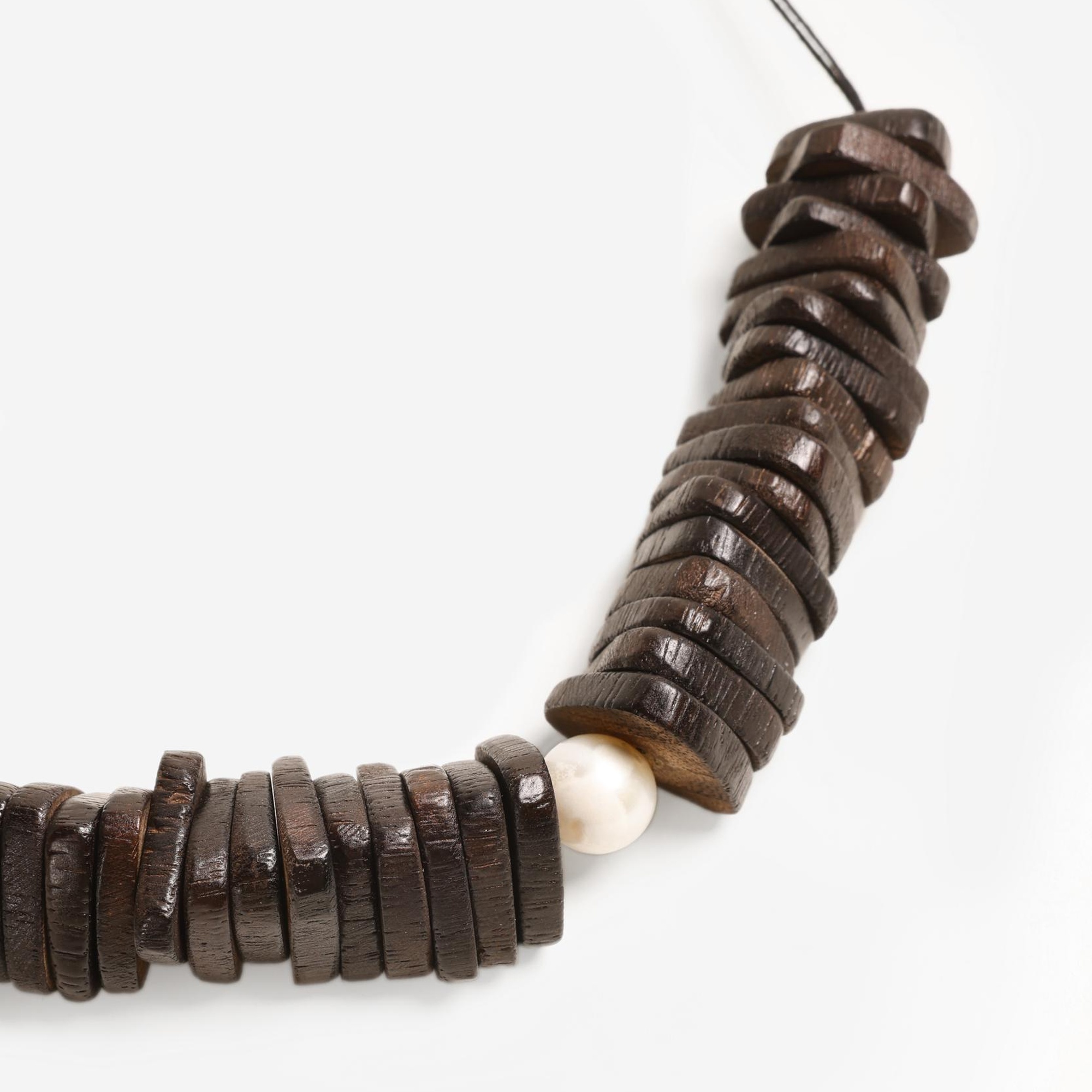 YARGICI İnci Detaylı Ahşap Kolye