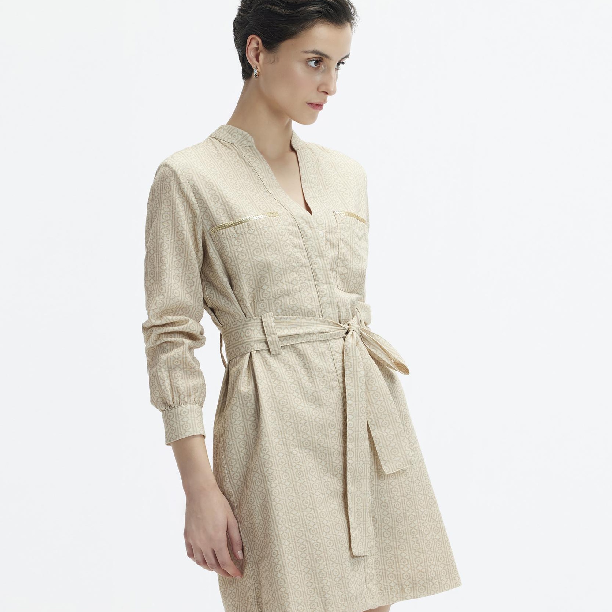 YARGICI Dik Yaka Kemerli Kısa Safari Elbise