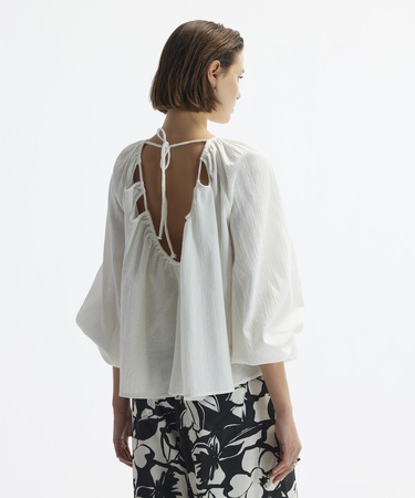  YARGICI Uzun Kollu Sırtı Bağlama Detaylı Bluz