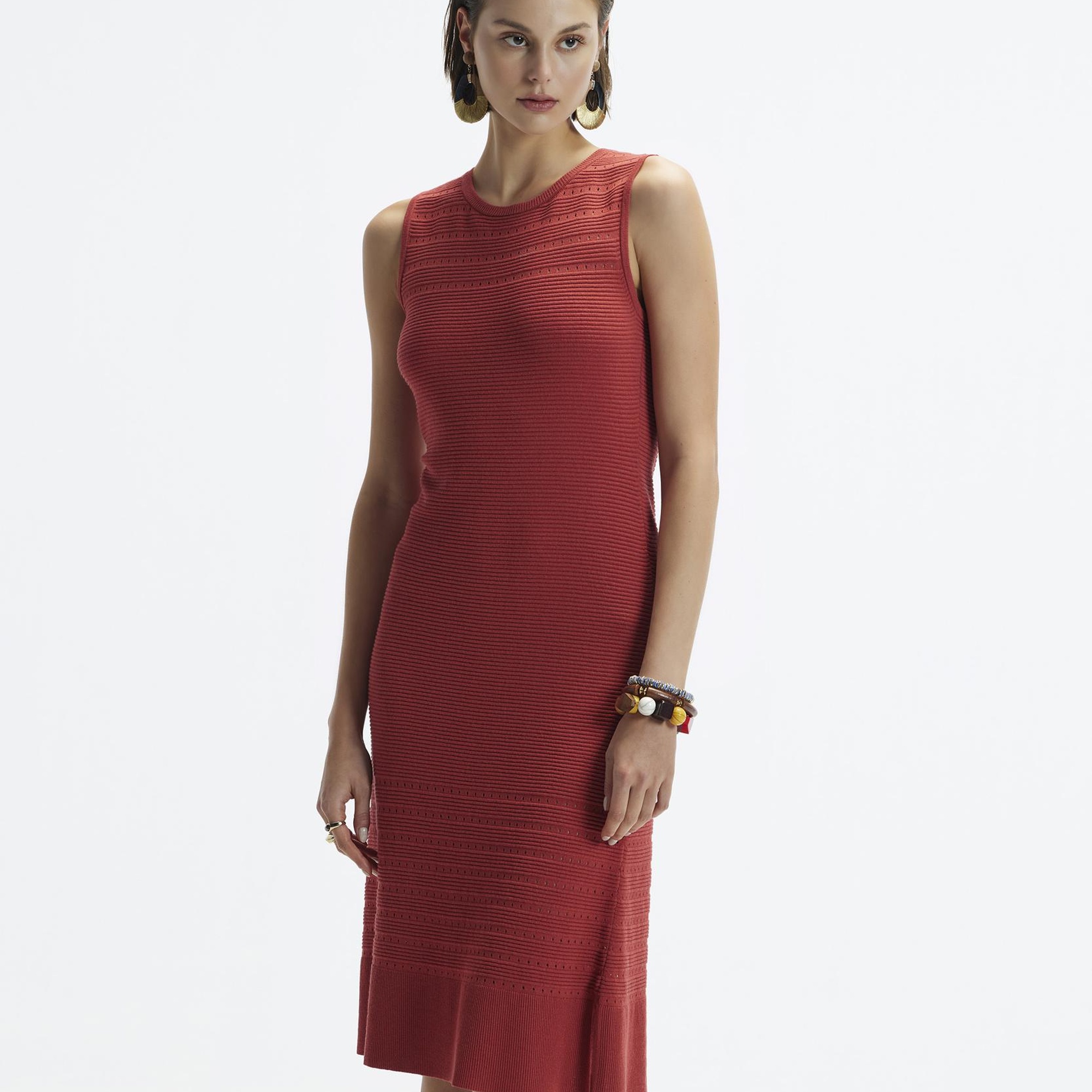 YARGICI V Yaka Dizaltı Triko Elbise