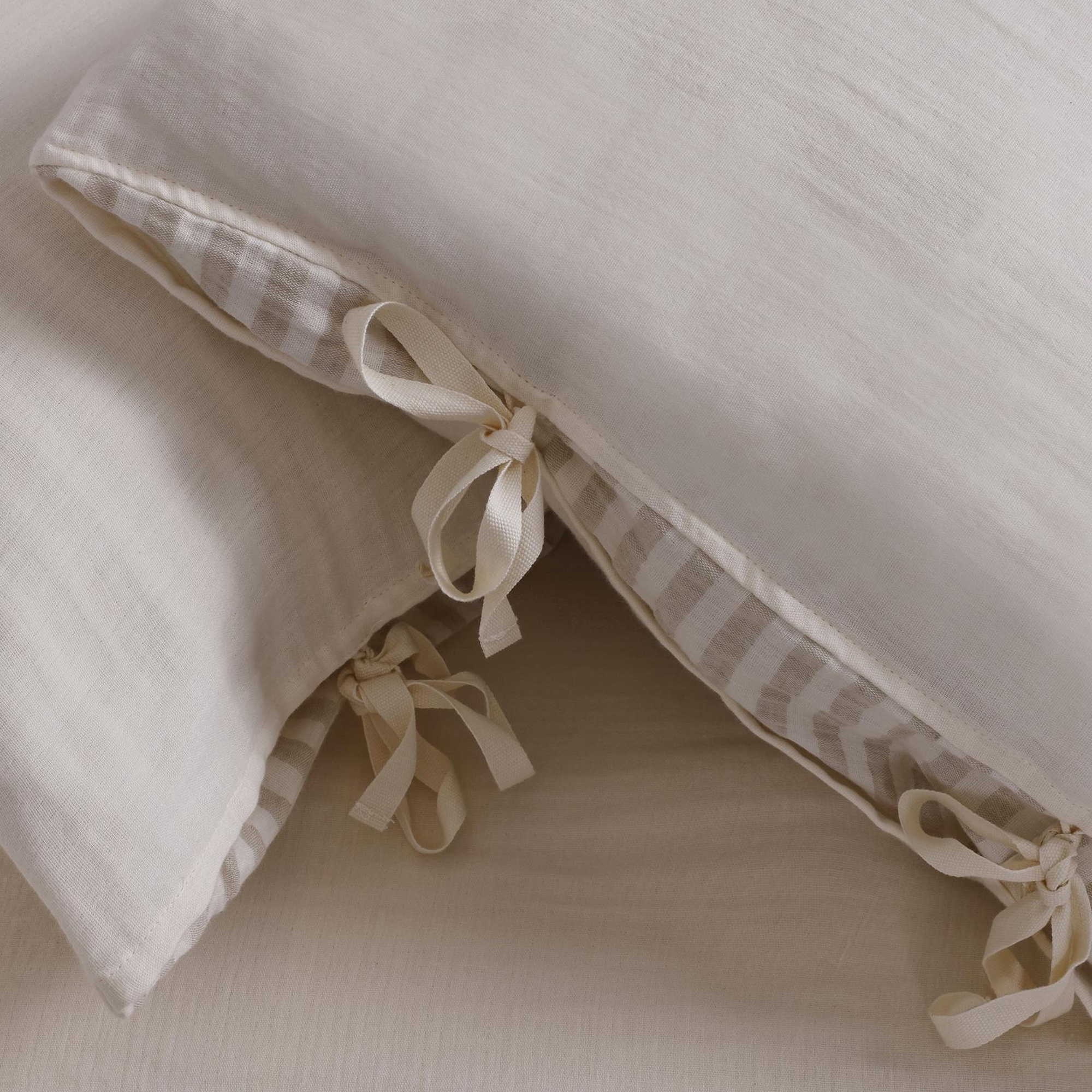 YARGICI Nevresim Takımı (160X200Cm)