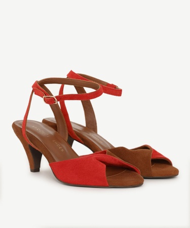  YARGICI Çapraz Renk Detaylı Deri Topuklu Ayakkabı