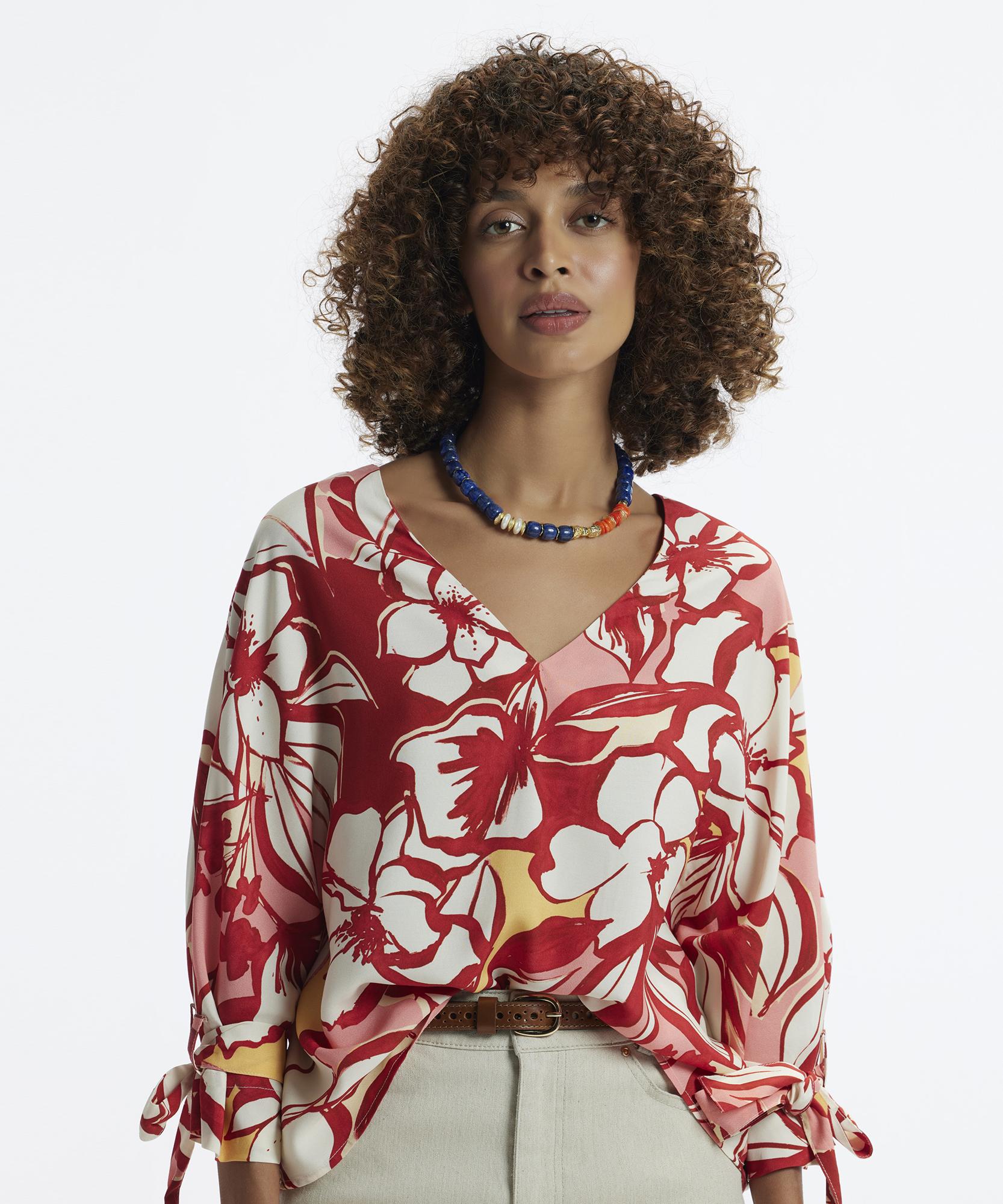  YARGICI V Yakalı Manşeti Bağlamalı Bluz