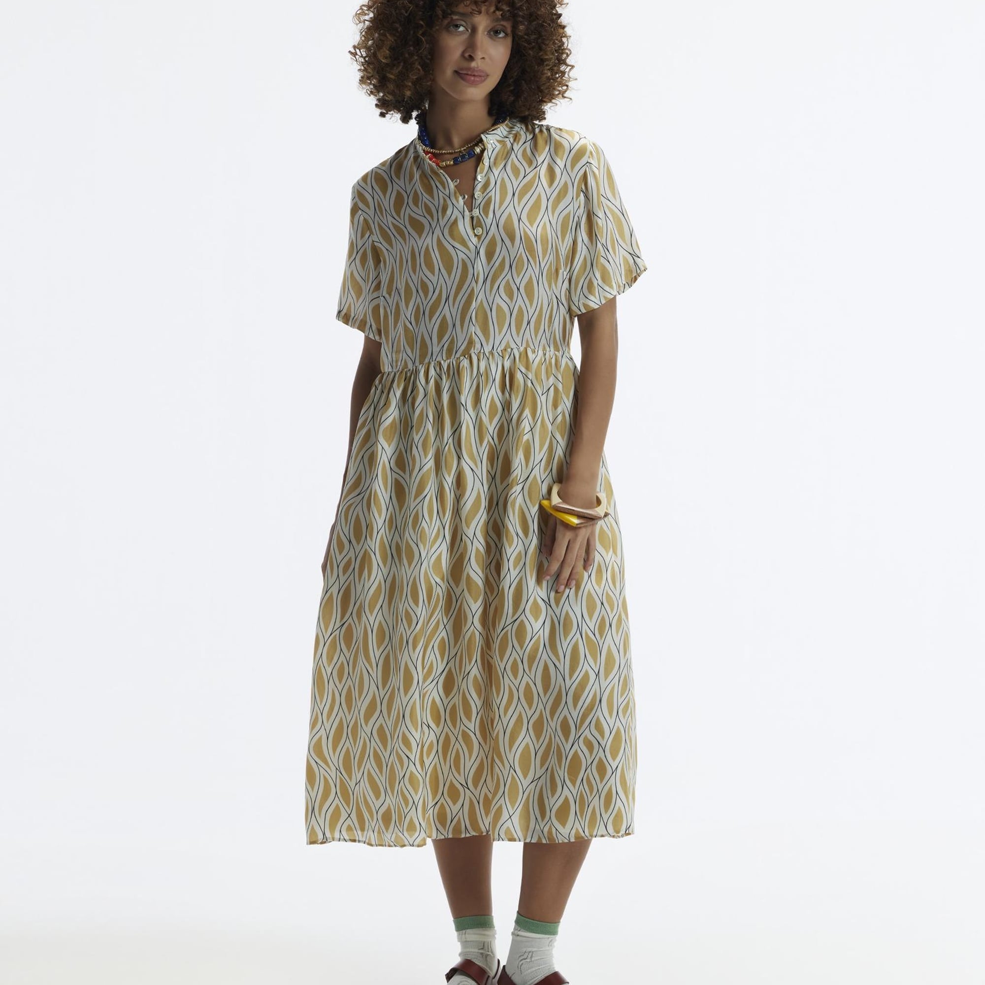 YARGICI Kısa Kollu Düğmeli Midi Boy Elbise