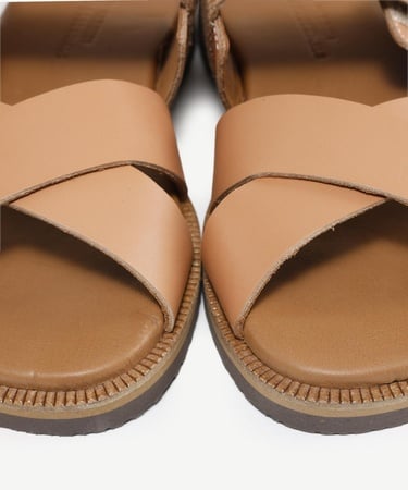  YARGICI Çapraz Deri Sandalet