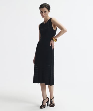  YARGICI V Yaka Dizaltı Triko Elbise