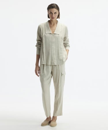  Geniş Yaka Uzun Kollu Gömlek