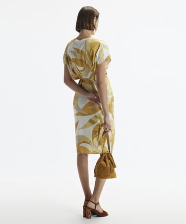  YARGICI V Yaka Kısa Kollu Beli Dekolte Kısa Elbise