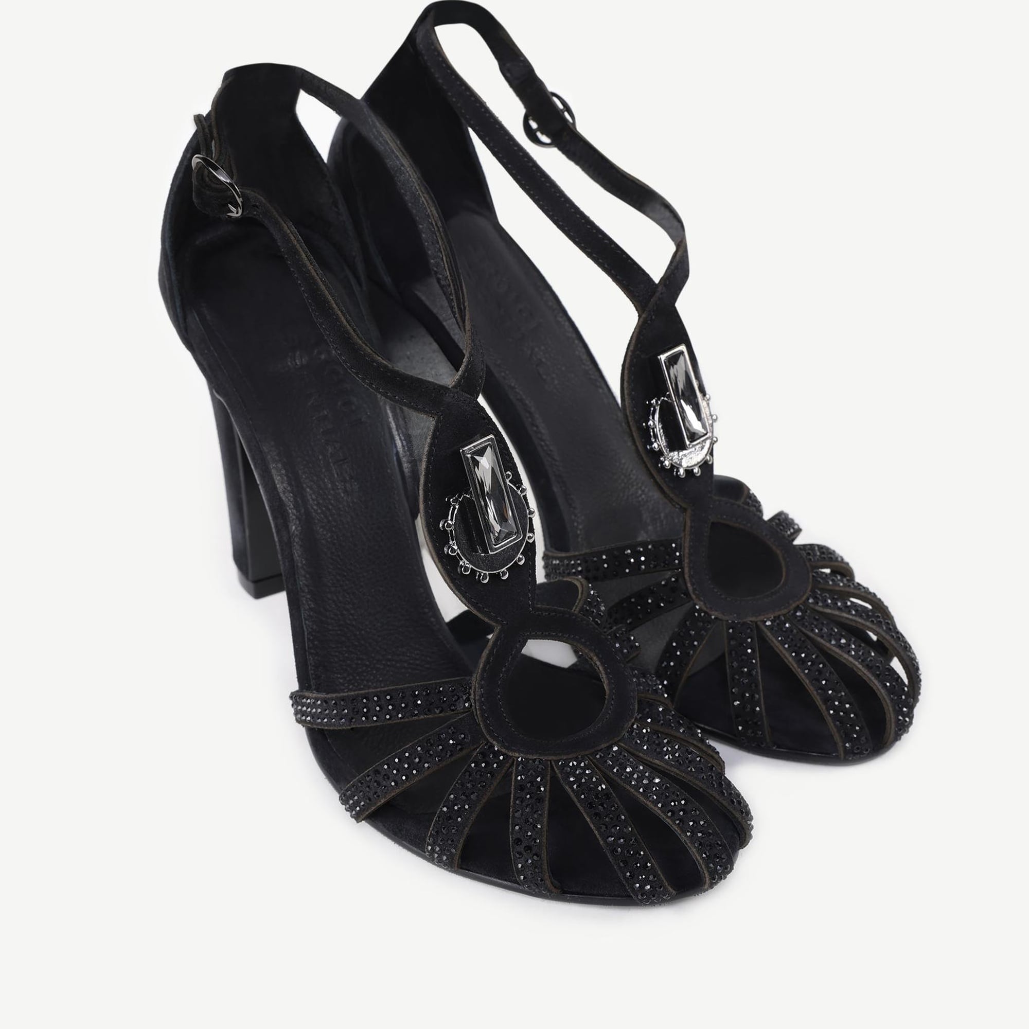 YARGICI Aksesuar Detaylı Deri Topuklu Ayakkabı