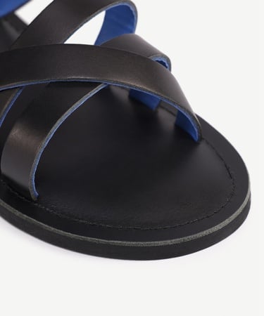  YARGICI Renkli Astarlı Deri Sandalet