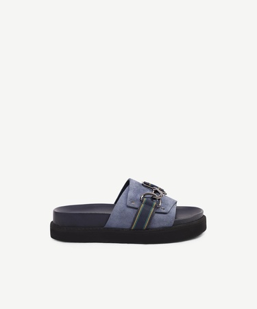  YARGICI Aksesuar Detaylı Yumuşak Deri Terlik