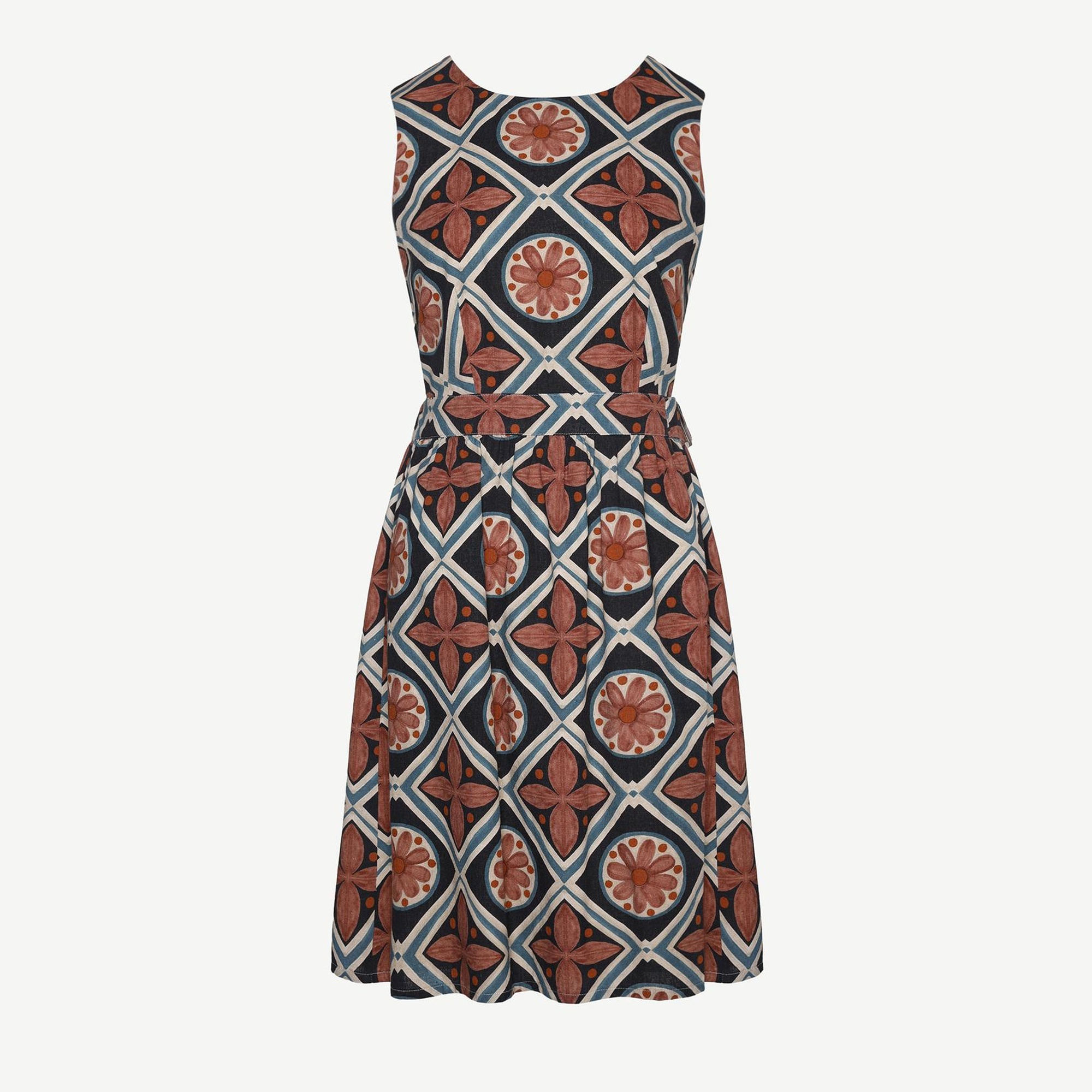 YARGICI Kolsuz Bisiklet Yaka Sırt Dekolteli Kısa Elbise