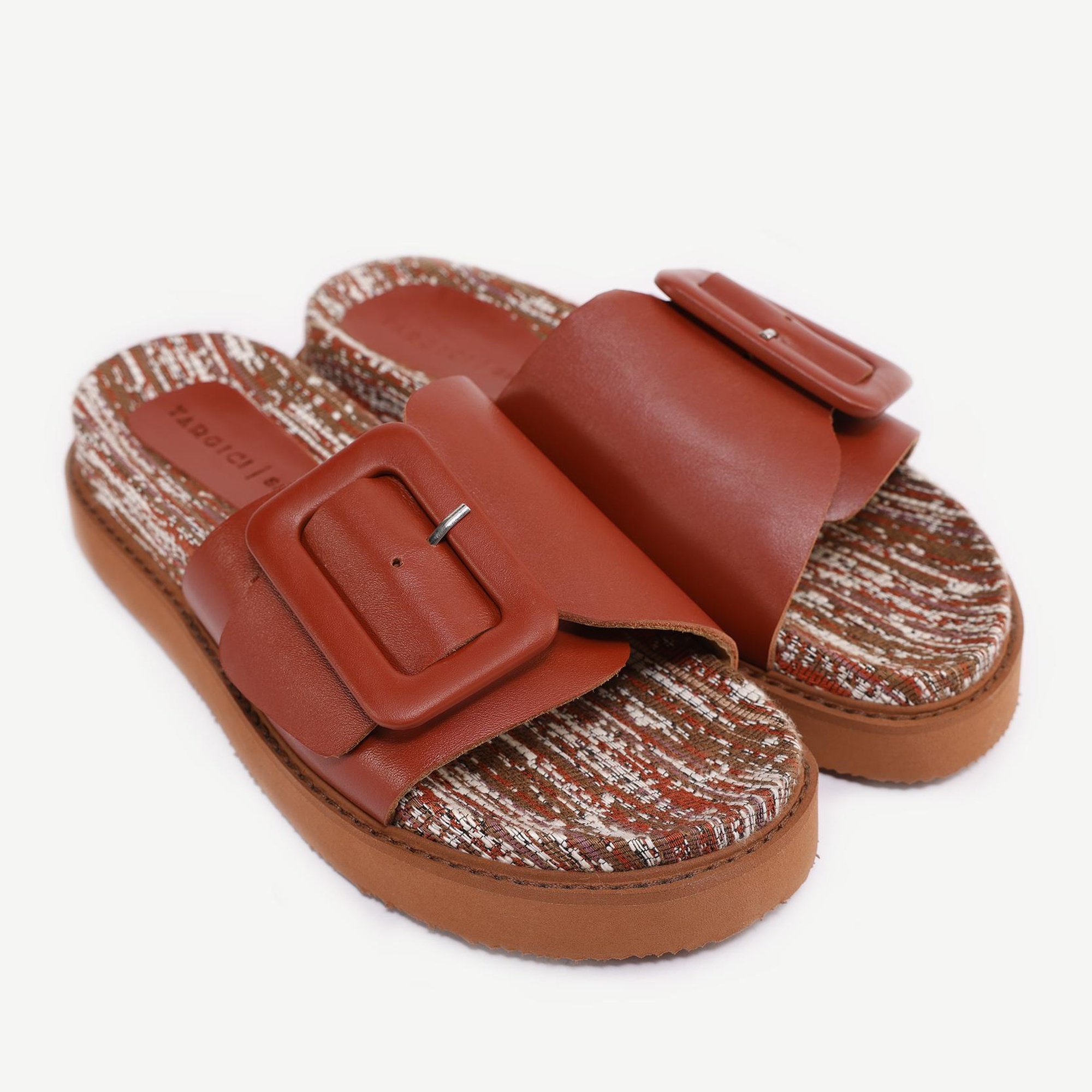 YARGICI Deri Toka Detaylı Kumaş Terlik