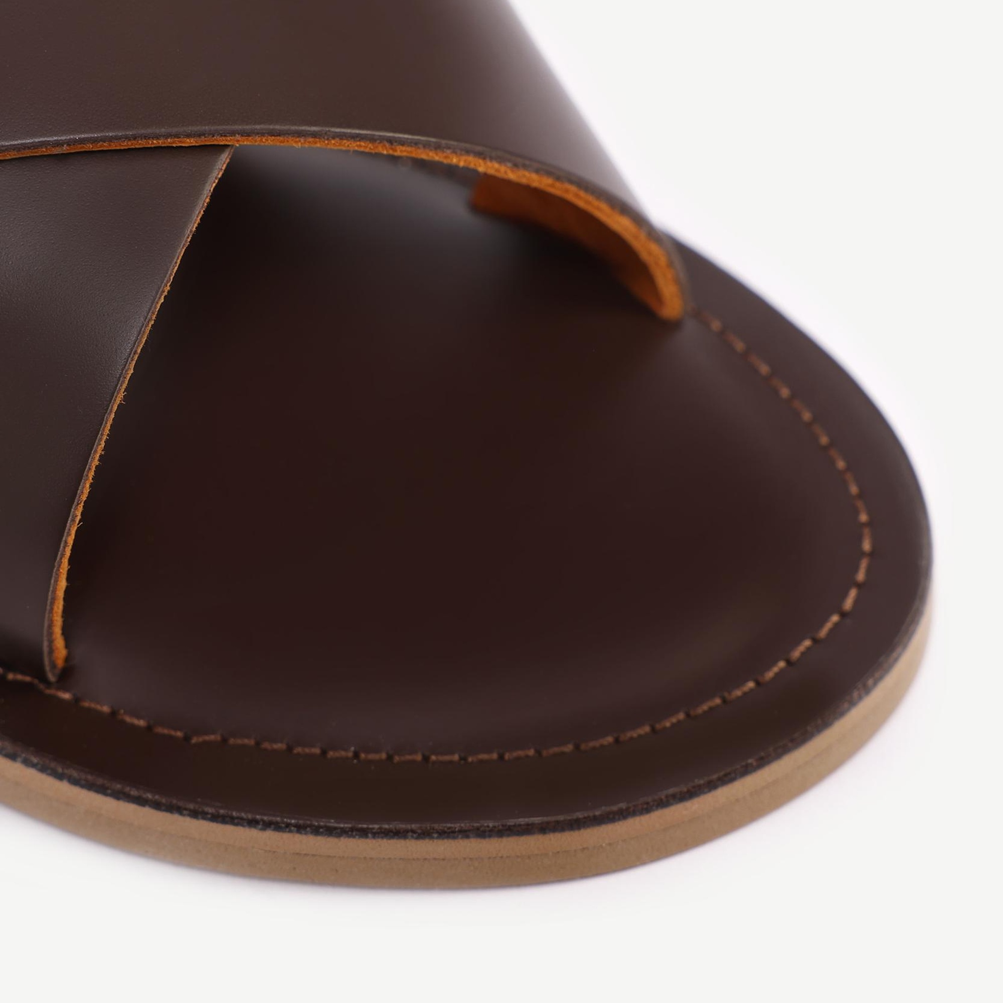 YARGICI Arkadan Bağlı Deri Sandalet