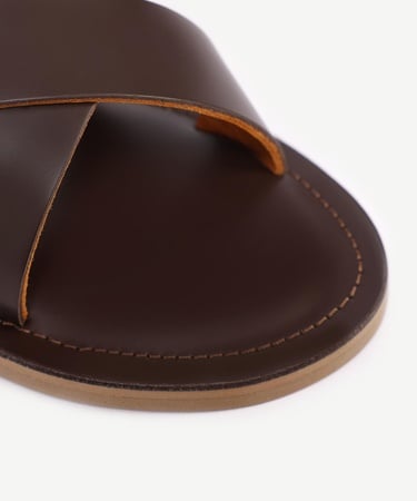  YARGICI Arkadan Bağlı Deri Sandalet