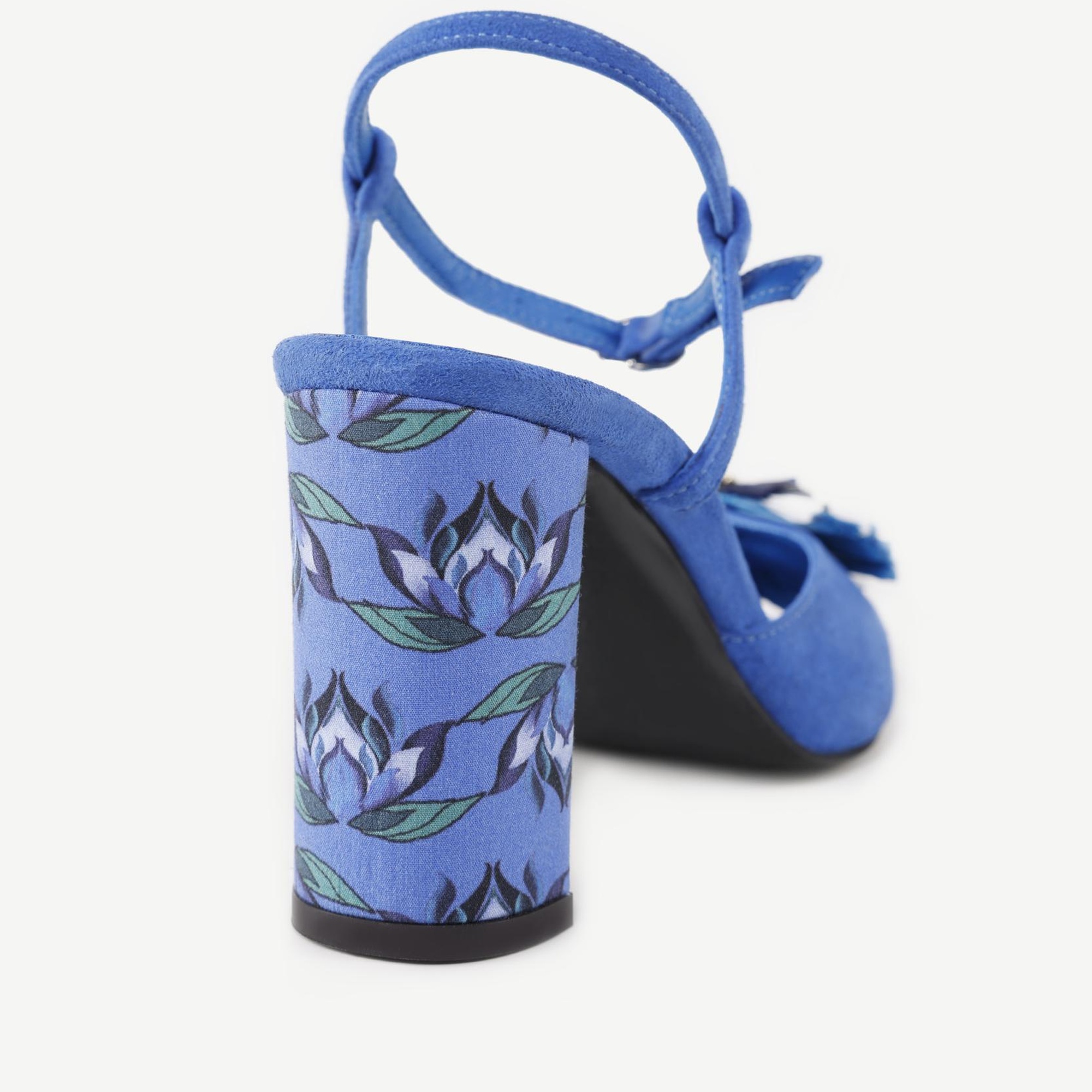 YARGICI Rafya Aksesuar Detaylı Topuklu Sandalet